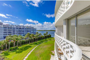2760 S Ocean Boulevard 410, Palm Beach, FL 33480 Sold 06/06/24