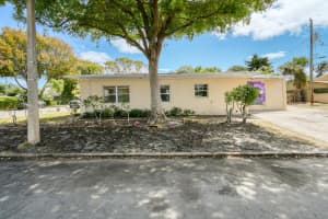644 53rd Street, West Palm Beach, FL 33407 Sold 01/06/25