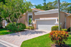 4518 Carlton Golf Drive, Wellington, FL 33449 Sold 02/19/25