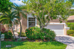 4518 Carlton Golf Drive, Wellington, FL 33449 Sold 02/19/25
