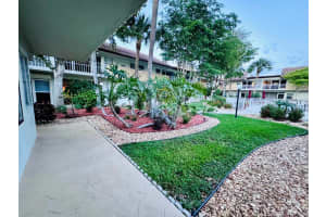 860 SE 6th Avenue 101, Deerfield Beach, FL 33441 Sold 09/20/24