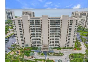 MLS# R10979396, Boca Raton, Florida 33431