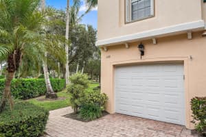 158 Santa Barbara Way, Palm Beach Gardens, FL 33410 Sold 06/03/24