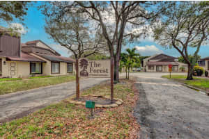 5252 Bosque Lane 10, West Palm Beach, FL 33415 Sold 05/23/24