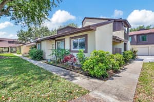 5252 Bosque Lane 10, West Palm Beach, FL 33415 Sold 05/23/24