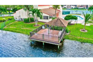 5822 Mirror Lakes Boulevard, Boynton Beach, FL 33472 Sold 05/24/24
