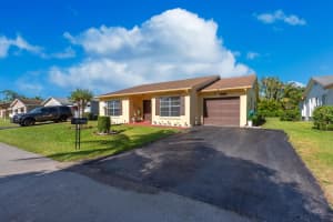 6389 Summer Sky Lane, Greenacres, FL 33463 Sold 06/04/24