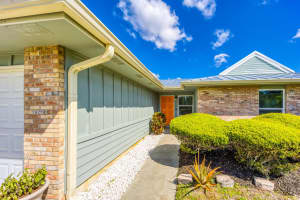1167 SE Cambridge Dr, Port St. Lucie, FL 34952, Sold 12/02/24