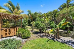60 Yacht Club Place, Tequesta, FL 33469 Sold 05/23/24