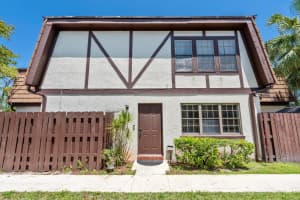 128 Weybridge Circle D, Royal Palm Beach, FL 33411 Sold 08/08/24