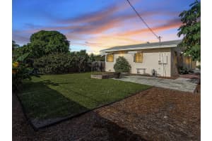 616 11th Avenue N, Lake Worth Beach, FL 33460 Sold 09/09/24