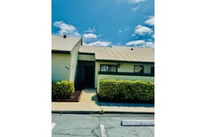 605 SW Jeanne Street, Port Saint Lucie, FL 34953 Sold 05/22/24