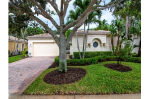 9520 E Maiden Court, Vero Beach, FL 32963 Sold 08/14/25
