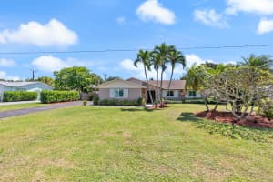 3720 Sherwood Boulevard, Delray Beach, FL 33445 Sold 06/21/24