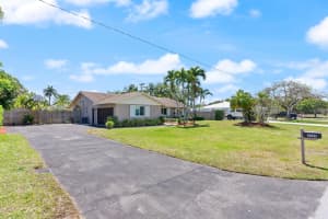 3720 Sherwood Boulevard, Delray Beach, FL 33445 Sold 06/21/24