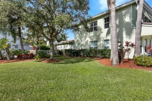 102 Mulberry Grove Road, Royal Palm Beach, FL 33411 Sold 06/13/24