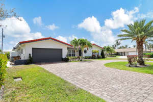 1318 SE 14th Terrace, Deerfield Beach, FL 33441 Sold 05/16/24
