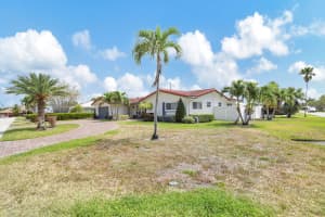 1318 SE 14th Terrace, Deerfield Beach, FL 33441 Sold 05/16/24
