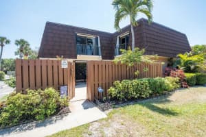 5845 SE Riverboat Drive 419, Stuart, FL 34997 Sold 08/30/24