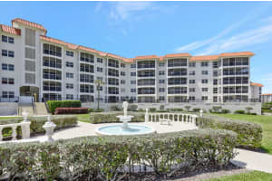 2871 N Ocean Blvd D 216, Boca Raton, FL 33431 Sold 10/04/24