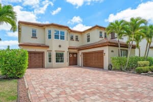 8615 Cobblestone Point Circle, Boynton Beach, FL 33472 Sold 06/14/24