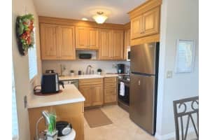 2929 SE Ocean Boulevard 143-10, Stuart, FL 34996 Sold 06/28/24