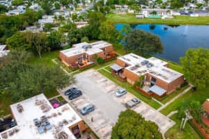 2107 21st Ln, Greenacres, FL 33463 Sold 08/07/24