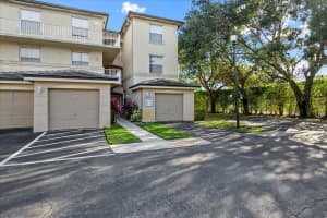2100 Greenview Shores Boulevard 524, Wellington, FL 33414 Sold 07/03/24