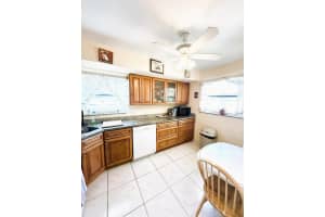 29 Colonial Club Drive 305, Boynton Beach, FL 33435 Sold 06/14/24