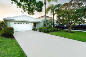 2868 SW Shinnecock Hills Court, Palm City, FL 34990 Sold 06/20/24