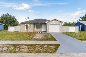929 SE Forrest Park Drive, Stuart, FL 34994 Sold 02/26/25