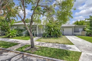 744 New York Street, West Palm Beach, FL 33401 Sold 10/03/24