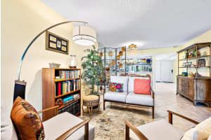 701 Seafarer Circle 101, Jupiter, FL 33477 Sold 03/28/25