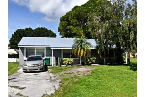 4711 Myrtle Drive, Fort Pierce, FL 34982 Sold 07/22/24
