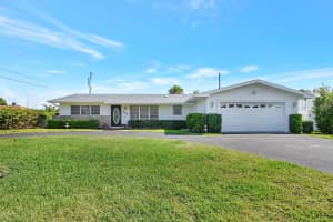 702 SW 24th Avenue, Boynton Beach, FL 33435 Sold 06/10/24