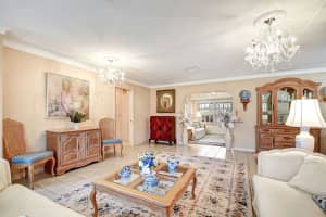 702 SW 24th Avenue, Boynton Beach, FL 33435 Sold 06/10/24