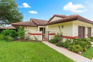 10924 Roebelini Palm Court A, Boynton Beach, FL 33437 Sold 07/31/24