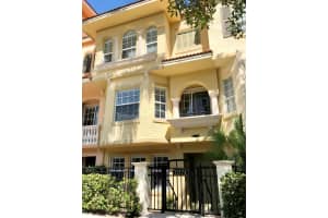 11774 Valencia Gardens Avenue, Palm Beach Gardens, FL 33410 Sold 12/13/24