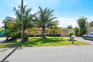 901 Caroline Avenue, West Palm Beach, FL 33413 Sold 06/26/24