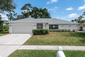 105 Greenwood Court, Royal Palm Beach, FL 33411 Sold 05/14/24