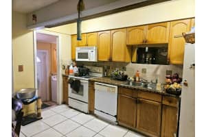 423 N Broadway, Lantana, FL 33462 Sold 09/06/24