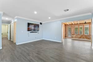 911 Caroline Avenue, West Palm Beach, FL 33413 Sold 06/03/24