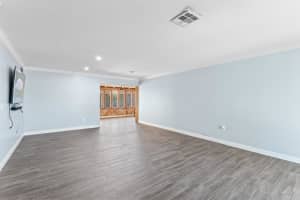 911 Caroline Avenue, West Palm Beach, FL 33413 Sold 06/03/24