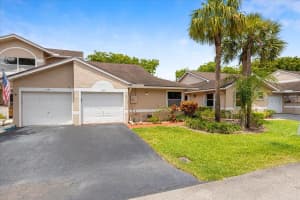 1133 W Lakes Drive, Deerfield Beach, FL 33442 Sold 07/12/24