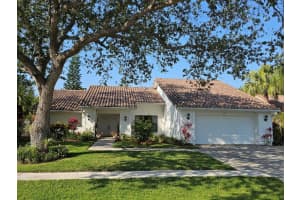 160 Bayberry Circle, Jupiter, FL 33458 Sold 07/03/24