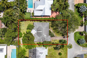 417 Lake Drive, Delray Beach, FL 33444 Sold 09/17/24