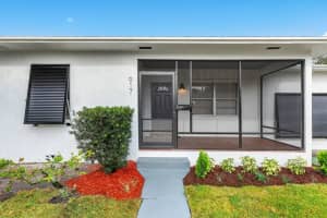 917 N Ocean Breeze, Lake Worth Beach, FL 33460 Sold 12/23/24
