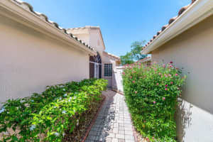 5109 Corbel Lake Way, Boynton Beach, FL 33437 Sold 07/03/24