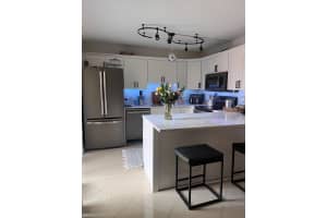 1450 Masters Cir APT 166, Delray Beach, FL 33445, Sold 05/30/24