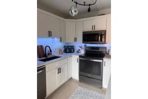 1450 Masters Cir APT 166, Delray Beach, FL 33445, Sold 05/30/24